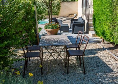 Gîte en provence - Chateauneuf de Gadagne, le jardin et la piscine